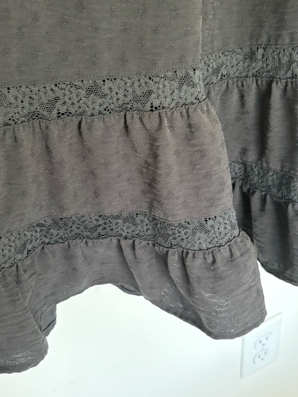 SO Black Short Sleeve Tiered Baby Doll Dress - Picture 11 of 12